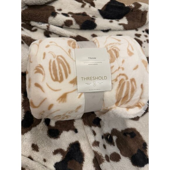 NEW super soft fleece pumpkin throw - Picture 1 of 1